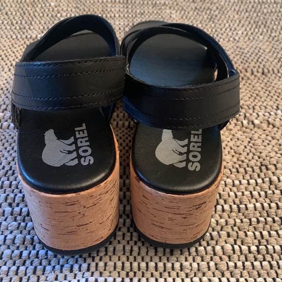 Brand New Sorel Black Platforms. Size 9. - Picture 8 of 9